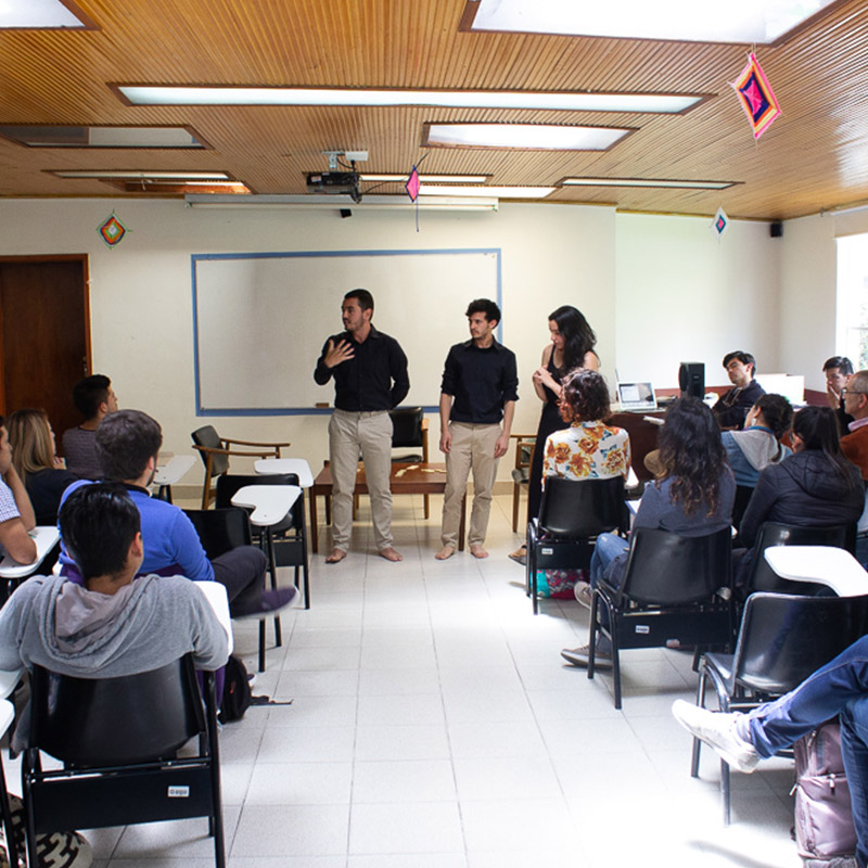 Esp 0004 Escuela de Teología y Vida